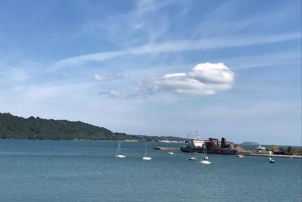 Spectacular 4 Bedroom Sea View Residential Home Bangor  Exteriör bild