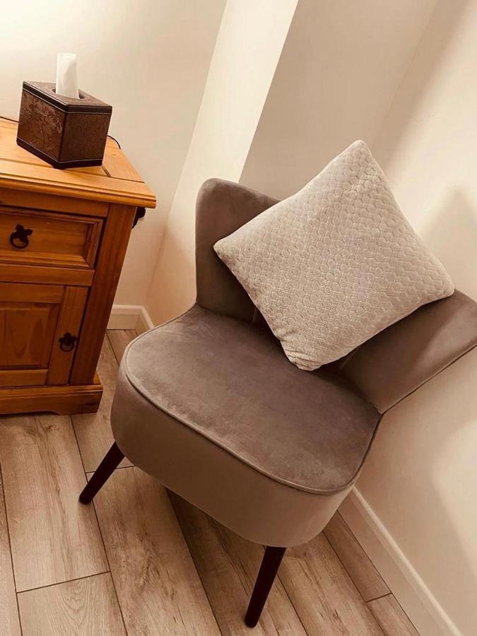 Spectacular 4 Bedroom Sea View Residential Home Bangor  Exteriör bild